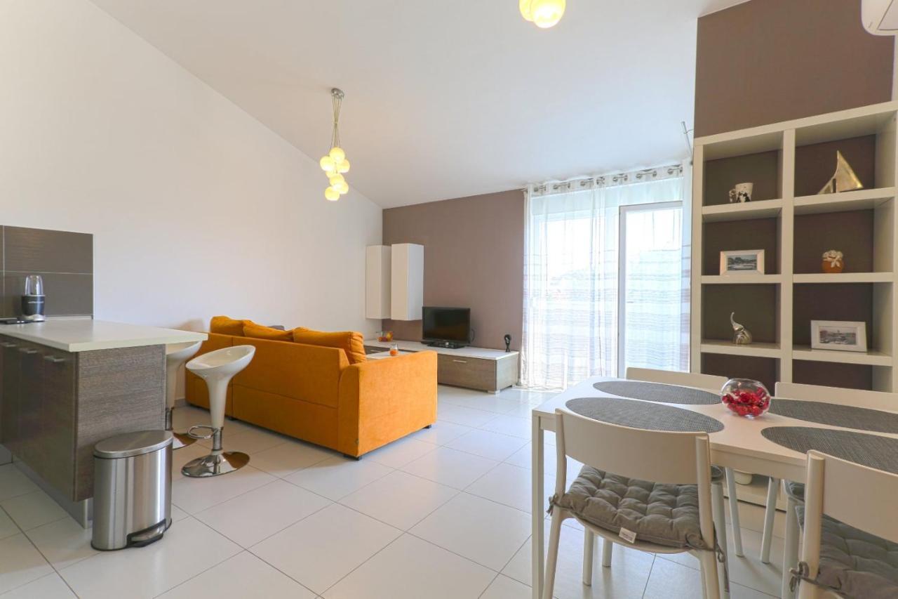 Apartman M&A Apartment Пула Екстериор снимка