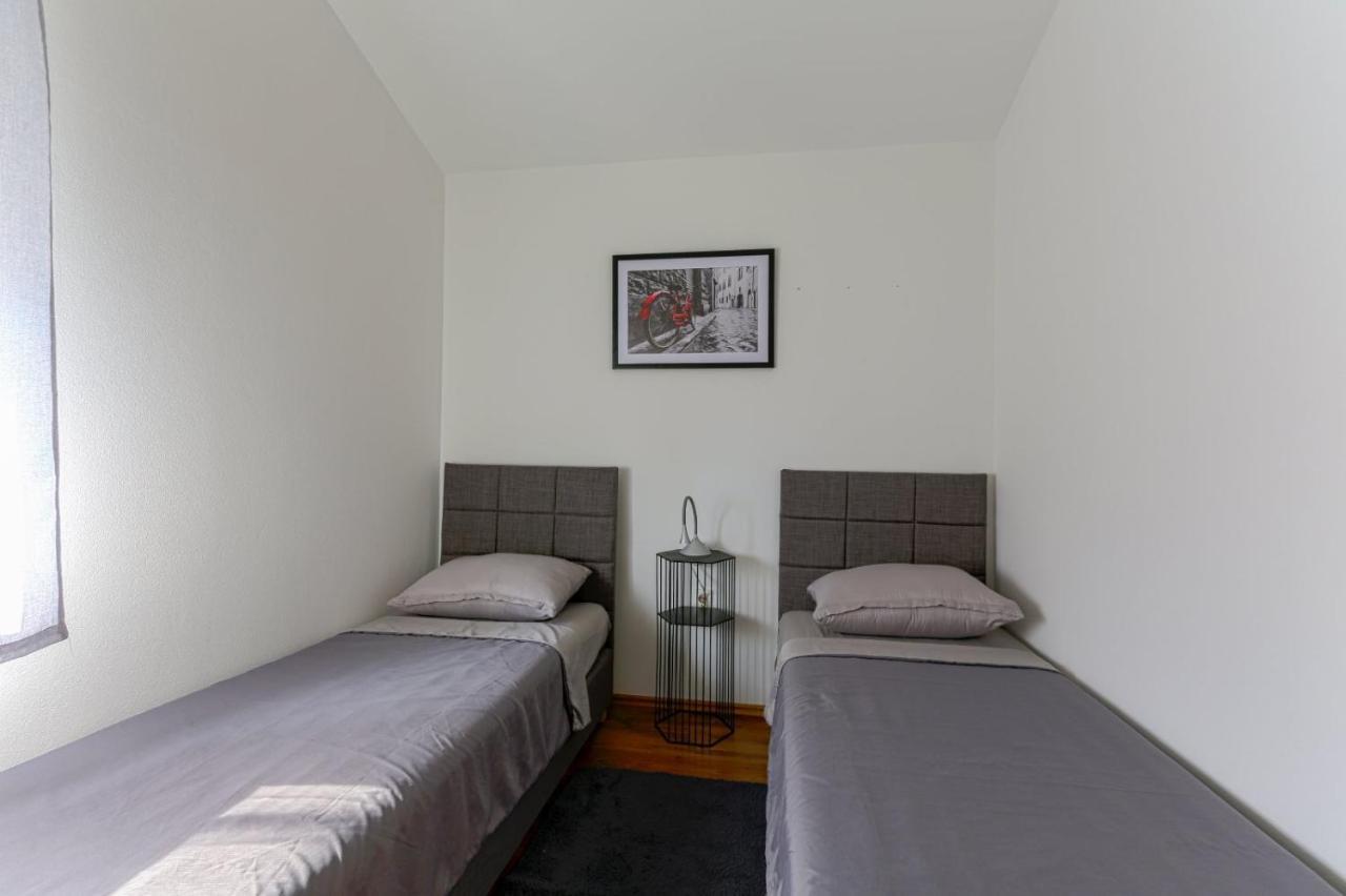 Apartman M&A Apartment Пула Екстериор снимка